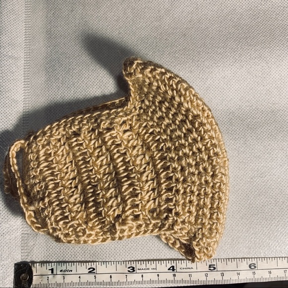 🆕Handmade/Homemade Tan/Cream Crotchet Face Mask - Picture 10 of 16